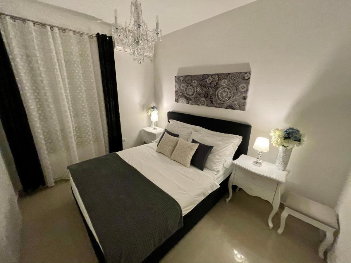 Central Square Guest House Ζαντάρ Εξωτερικό φωτογραφία