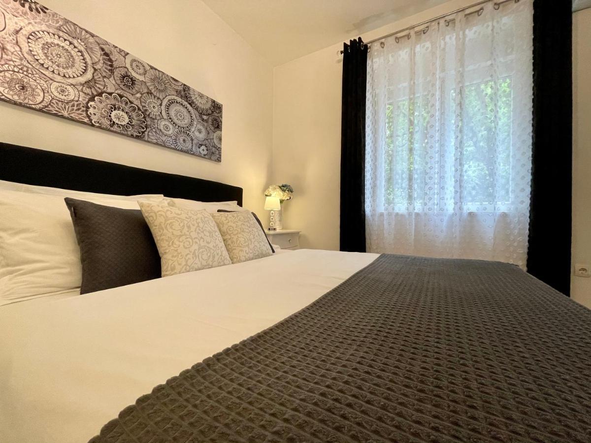 Central Square Guest House Ζαντάρ Εξωτερικό φωτογραφία