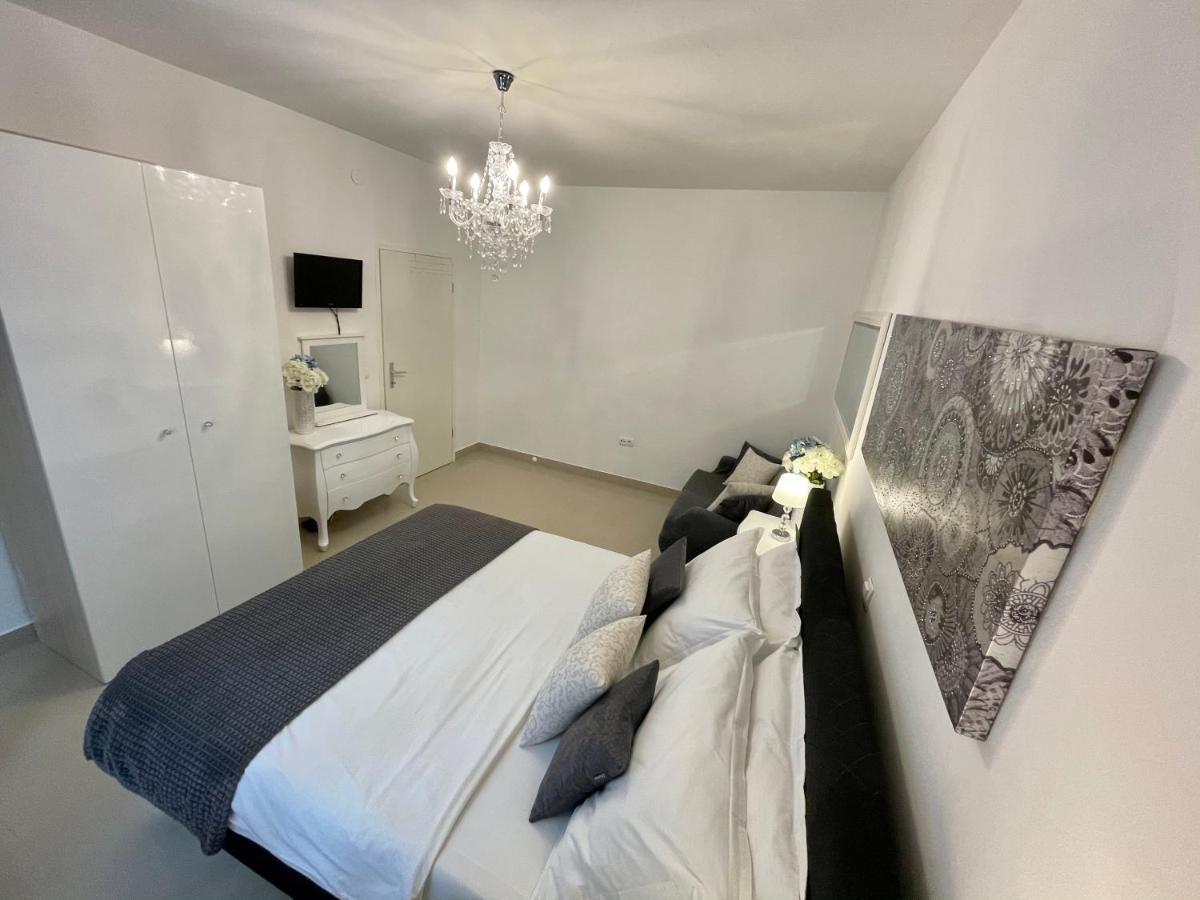 Central Square Guest House Ζαντάρ Εξωτερικό φωτογραφία