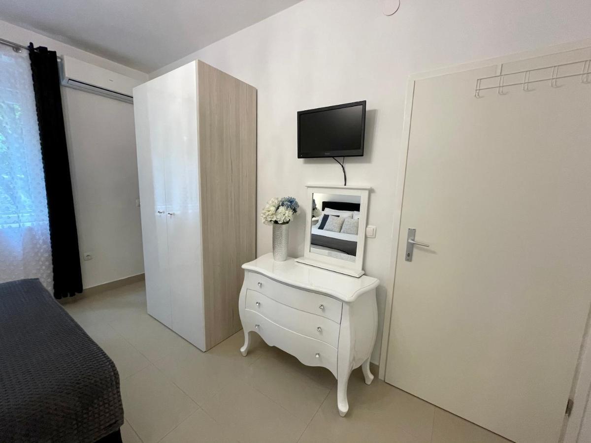 Central Square Guest House Ζαντάρ Εξωτερικό φωτογραφία