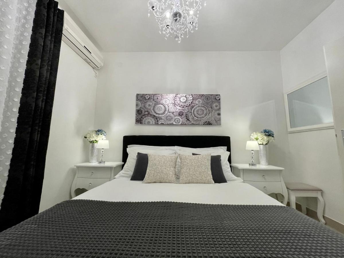 Central Square Guest House Ζαντάρ Εξωτερικό φωτογραφία