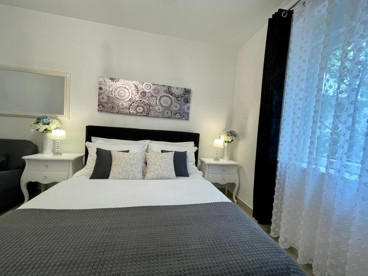 Central Square Guest House Ζαντάρ Εξωτερικό φωτογραφία